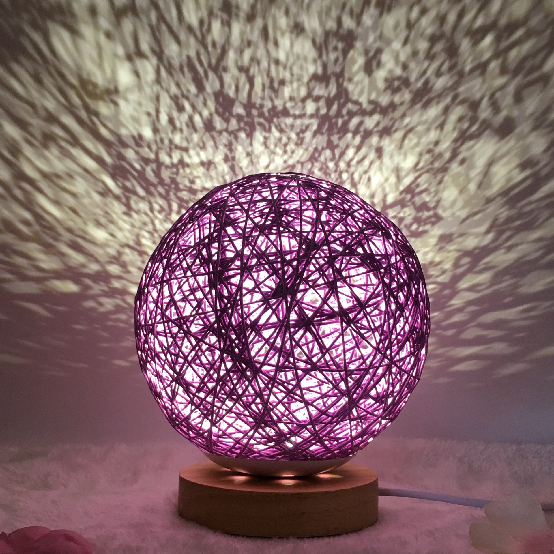 Hot Selling Creative Linen Table Lamp Novel and Unique LED Intelligent USB7 Color RGB16 Color Remote Control Rattan Ball Lamp - One Red Hill